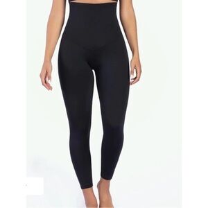 Curveez Women's High Waist Shaping Black Leggings Size XL